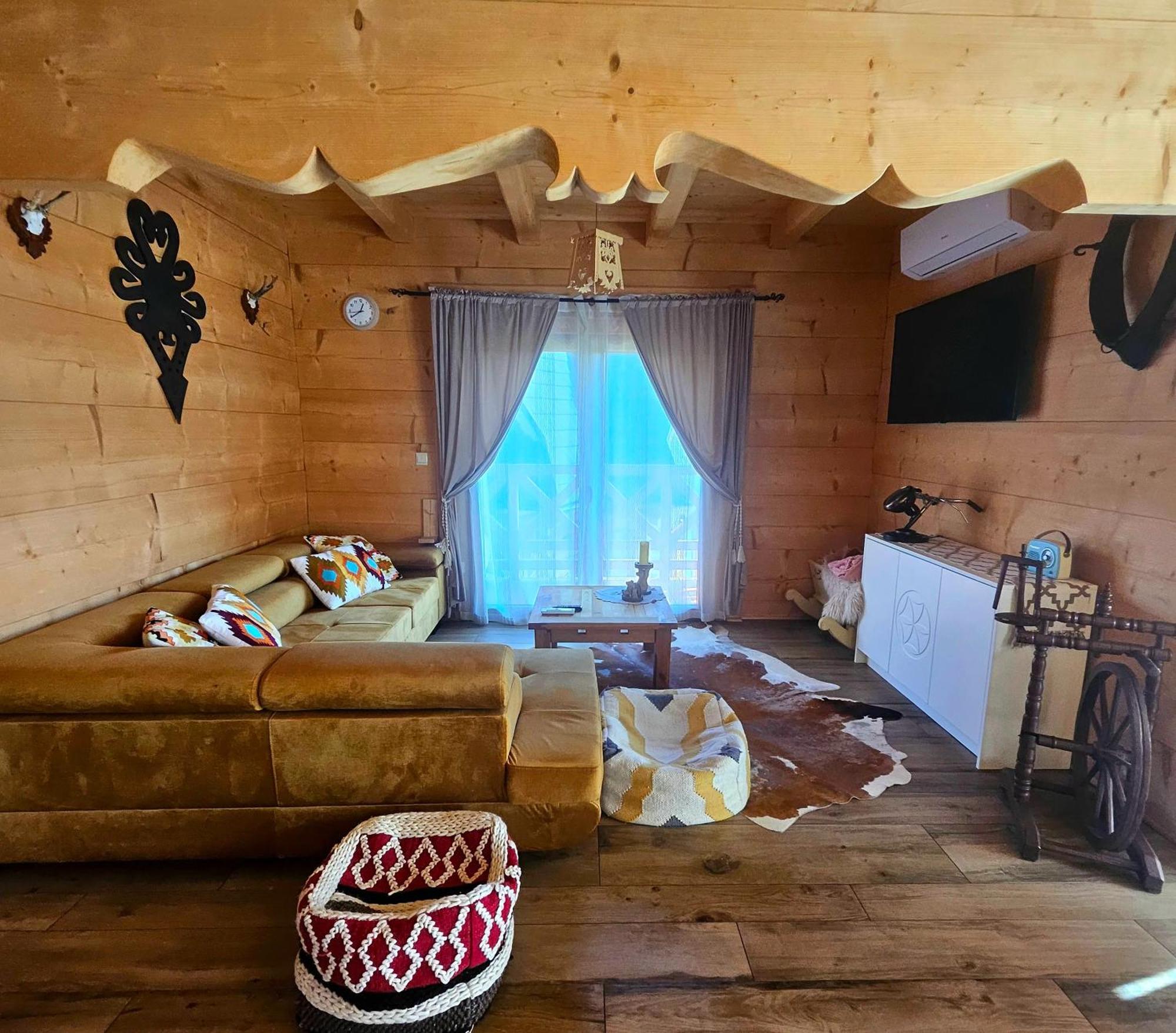 Goralska Chatka 3 Highland Cottage - Jacuzzi, Sauna, Split Ac, Private Parking, Mountains View Zakopane Exteriör bild